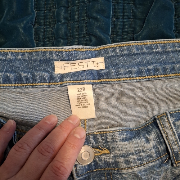 Torrid Festi Light Blue Wide-Leg Women Jeans - Picture 6 of 6